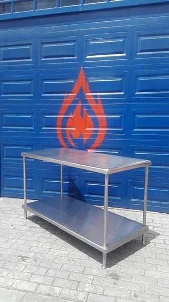 Mesón con entrepaño - miniatura 2